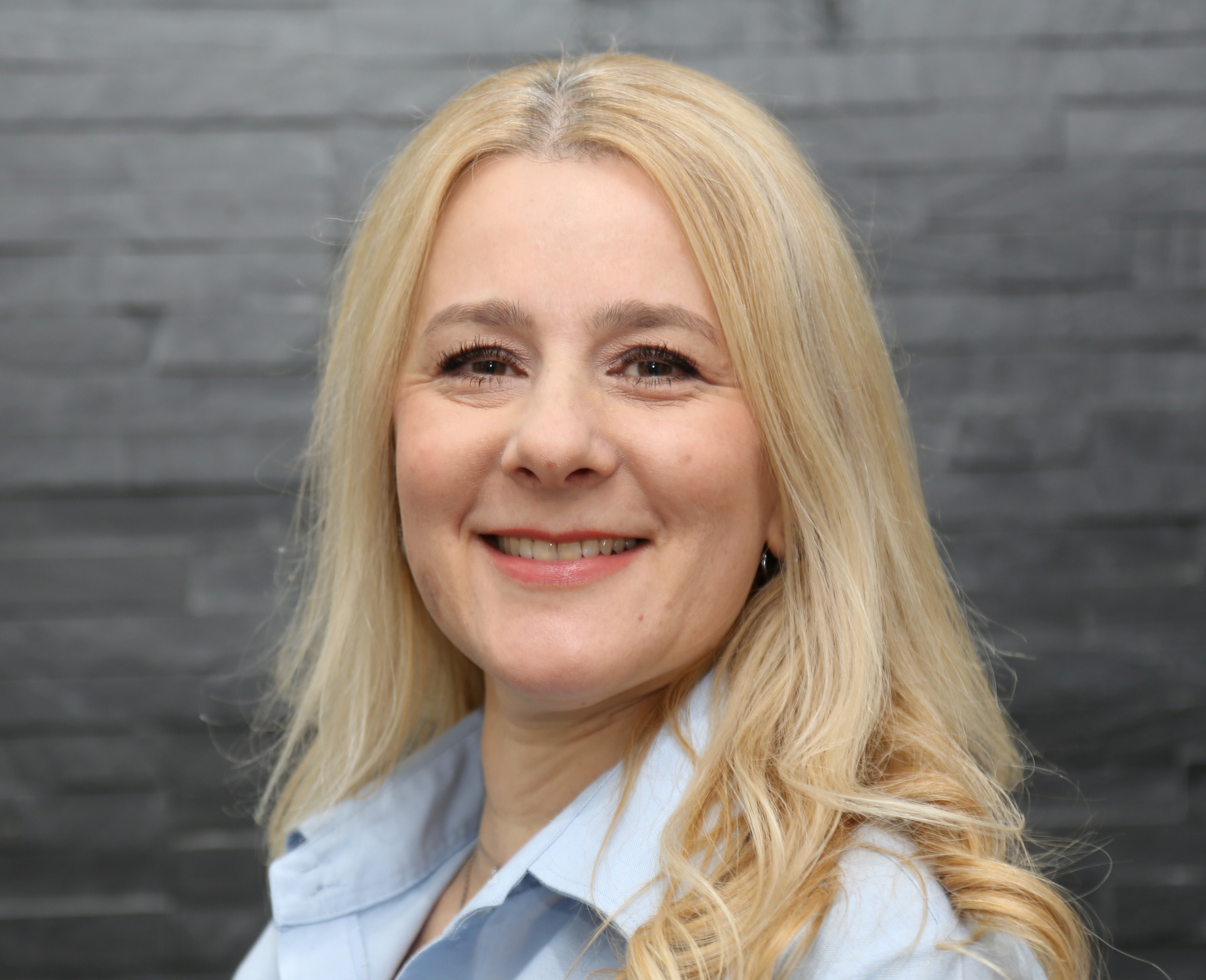 Sandra Geithner Zahntechnikerin und Stuhlassistenz Zahnarztpraxis Dreesen Worms